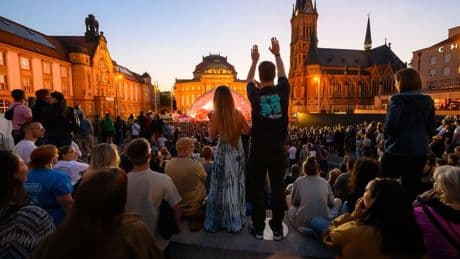 Kulturhauptstadt Europas: "Magischer Moment": Blond trifft auf Schumann-Philharmonie