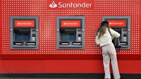 Santander to make huge change to bank accounts in DAYS impacting 14million customers