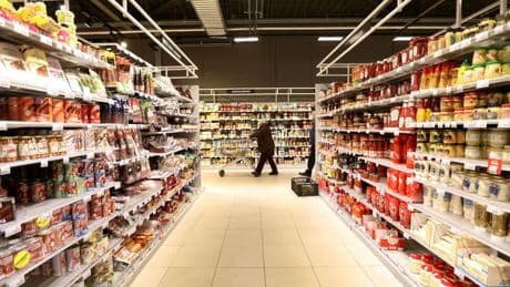 «N’achetez pas ce que vous nous interdisez» : en Alsace, la FNSEA retire l'acétamipride des supermarchés