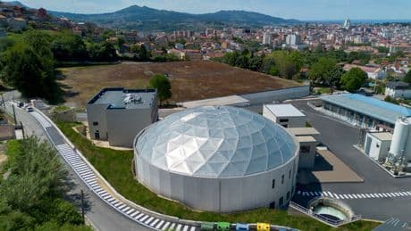 El gigante español del agua Aqualia aprovecha la fiebre hídrica y refinancia sus 1.250 millones de deuda