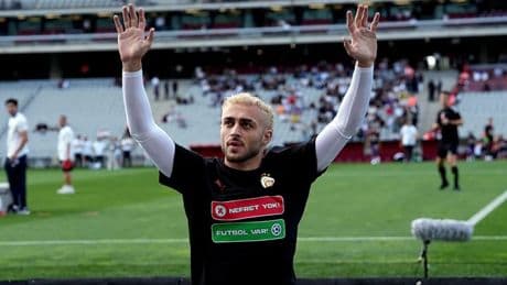Barış Alper, Singo ve Uğurcan Çakır, taraftarlara 3'lü çektirdi
