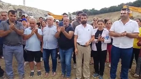 Samandağ'ın Kurtderesi Mahallesi’nde yurttaşlar toprakları için nöbette