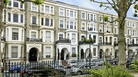 El precio de la vivienda en los barrios londinenses de Kensington y Chelsea cae a su nivel más bajo desde 2013
