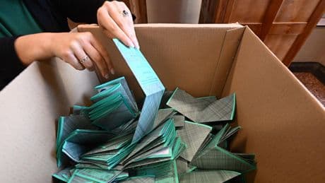 Monfalcone resta al centrodestra, flop della lista islamica