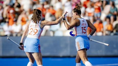 Oranje-hockeysters vernederen Frankrijk en zijn groepswinnaar op EK