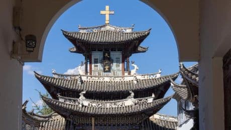 China provoziert Vatikan und ernennt einseitig zwei Bischöfe