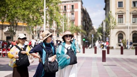 El PIB español crecerá entre el 2% y el 3% en 2025, según los analistas financieros