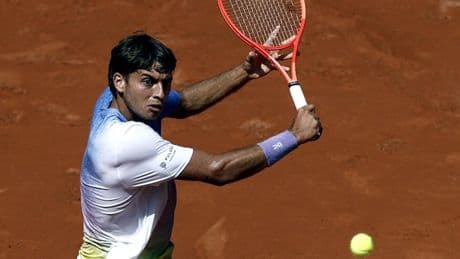 Cobolli lotta 2 set, poi si arrende al 3&deg;: Zverev agli ottavi al Roland Garros