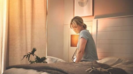 Waking up too early could be sign of serious health condition, says sleep expert