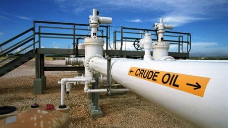 Oil Slumps By Over 2% On U.S. Trade Threats, Demand Concerns