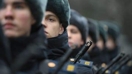 Russland: Zur Waffe gezwungen