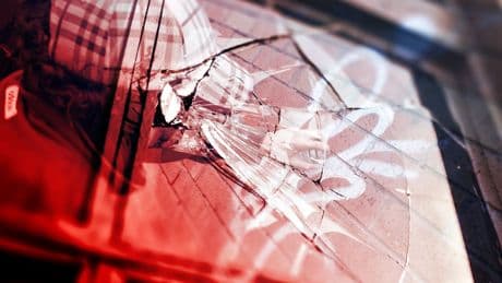Hamburg - Graffiti-Sprayer (18, 25) in S-Bahn gefasst
