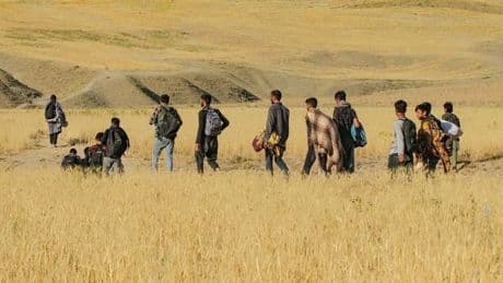 İçlerinden Mossad ajanı çıkınca 700 bin Afganı sınır dışı ettiler