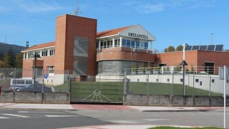 Detenido un joven de 19 años con antecedentes por apuñalar a un menor en Santurtzi