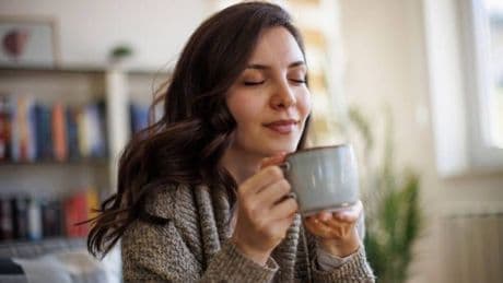 Kaffee auf nüchternen Magen: Ist es unbedenklich oder doch ungesund?