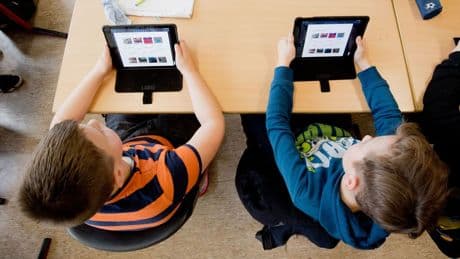 Schulen: Stress durch Digitalisierung - Was Lehrer belastet