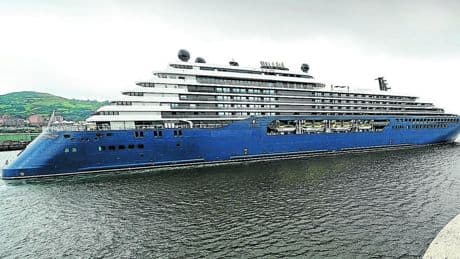 Txakoli y Rolls Royces para un crucero de lujo desde 1.300 euros por noche