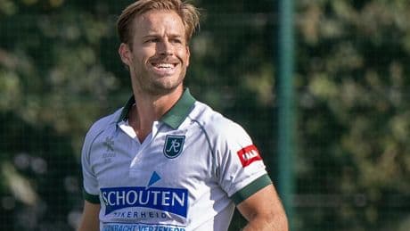 Jeroen Hertzberger zwaait af: hockeyicoon met één deukje kon met ’zoveel passie’ juichen