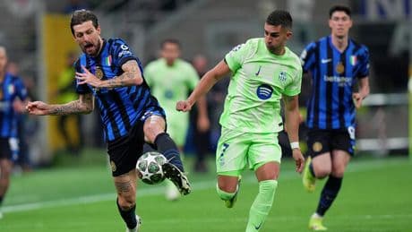 Inter-Barcellona, la moviola: niente mano di Acerbi, rigore concesso per fallo di Cubarsi su Lautaro