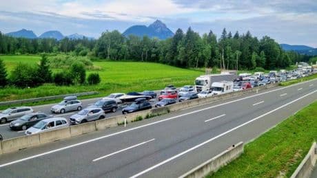 Verkehr auf Tauernautobahn bricht zusammen – 45 Kilometer Stau