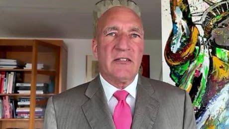 „Nazi-Vergleiche gleichzusetzen mit NS-Verherrlichung, das geht eindeutig zu weit“