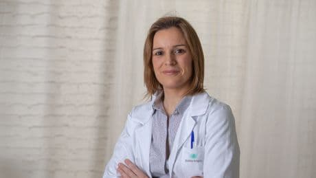 Beatriz Abadía, doctora: “No eres un exfumador de verdad si sigues deseando el cigarrillo, la libertad llega cuando el tabaco deja de tener poder en tu mente”