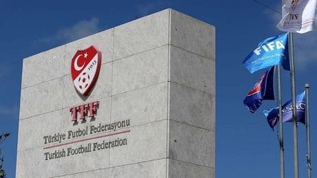 TFF kararı açıkladı! Avrupa'daki 3 temsilcimizin maçı ertelendi
