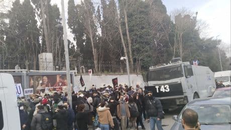 Cevahir önünde gözaltına alınmışlardı: 120 kişinin yargılandığı davada adli kontrol kaldırıldı