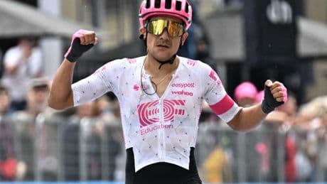 Carapaz revienta al líder Del Toro en el 'adiós' de Ayuso y Roglic al Giro