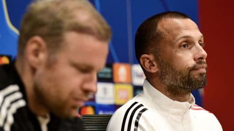Ajax-trainer John Heitinga over Inter: ’Iedereen zal denken dat we kansloos zijn’