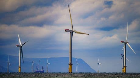 Work halted on huge windfarm in North Sea amid rising costs