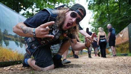 Wie Moorgras-Matten Open-Air-Festivals revolutionieren und die Umwelt retten könnten