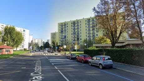 Milano, bambino di tre anni precipita dal balcone del secondo piano: è grave