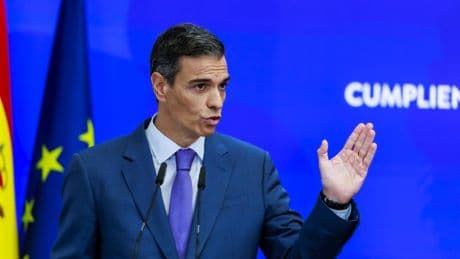 Lo del PSOE y lo de Sánchez