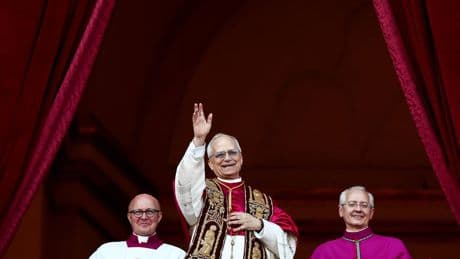Met paus Leo XIV zit er voor het eerst Amerikaan in het Vaticaan, door Franciscus naar Rome gehaald
