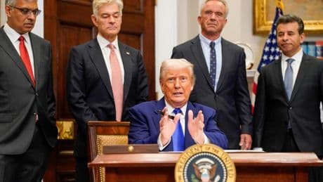 Trump quiere forzar a Europa a pagar más por los fármacos para reducir su precio en EE.UU.