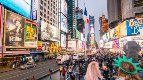 Ab 40 Dollar - So buchen Sie Ihre Grußbotschaft am Times Square
