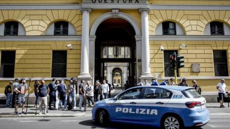 Garlasco, i risultati dell'incidente probatorio: assenza dell'intonaco sull'impronta 33 attribuita dai pm a Sempio, approfondimenti impossibili