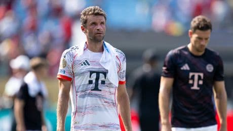 Kurioser Müller-Moment - „Blöde amerikanische Plastik-Teller!“