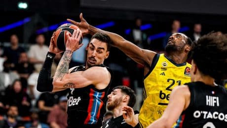 Basket : «On a un peu les boules», reconnaît Cavalière après Paris-Fenerbahce