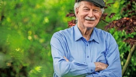 Wilbert Bannenberg (72) strijdt tegen buitensporige winsten: ’Sommige farmaceuten lijden aan rupsje-nooit-genoeg-complex’
