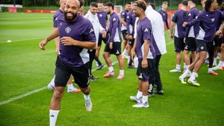 Ruben Amorim's touching gesture to Bryan Mbeumo during first Man Utd training session