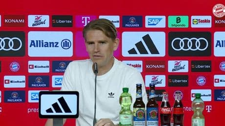Live auf der Pressekonferenz - Bayern-Boss verkündet Abgang von Dier