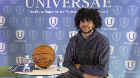 Izan Almansa: "Ir a Australia me cambió la vida y ahora soy mucho mejor jugador"