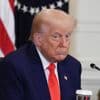 Trump stelt flinke invoerheffing tegen EU met meer dan een maand uit