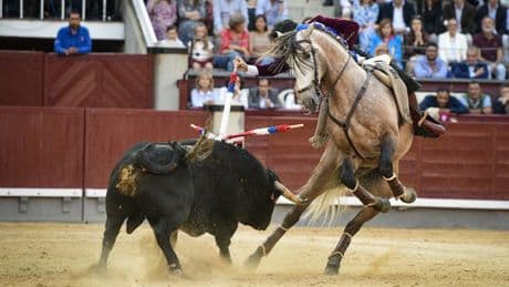 Diego Ventura acaricia la Puerta Grande de Las Ventas con el gran nivel de siempre