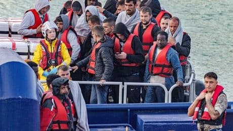 Government responds to huge petition to stop asylum seeker benefits