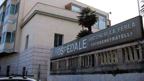 Bimba di 11 anni muore a Palermo, portata in ospedale con vestiti intrisi di benzina e segni di violenza sul corpo