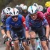 Tour de France 2025 : le Français Romain Grégoire perd ses espoirs de victoire lors de la 20e étape en chutant sous la pluie à 22 km de l'arrivée