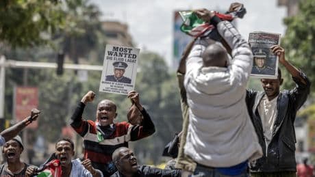 Kenya: le numéro 2 de la police interrogé dans l’enquête sur la mort en détention du militant Albert Ojwang